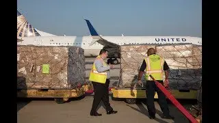 United &mdash; Humanitarian relief flights to Houston