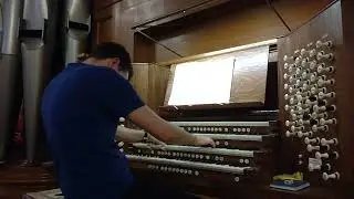 Allegro Risoluto from The Plymouth Suite (Percy Whitlock) played by Jeremy Lloyd