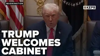 Трамп приветствует министров кабинета на последнем заседании 2025 года.