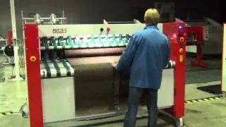 Rolling recycled rubber mat