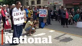Vancouver hotel tenants fight evictions