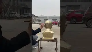 A new bust sculpture ，do you like the gold or bronze color very much?#sculptures