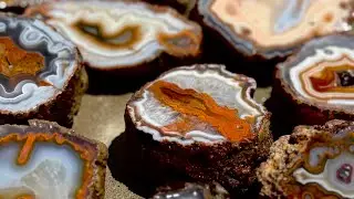 Deal or No Deal - Agate Edition. Did he choose a good one? Which one would you have chosen? #agate
