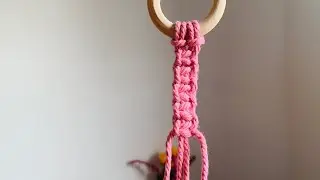 Macrame basic Square knot