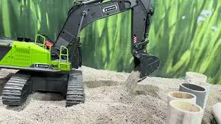 🚧 RC Excavator BUILDS A Pipe Fence! Amazing Mini Construction Skills! 😲🔧
