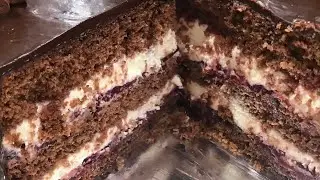 Chocolate cherry cake