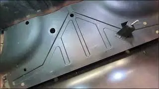 Triumph GT6: Boot floor part 18