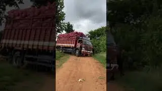 EICHER TRUCK VOLVO ROAD KING