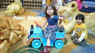 Thomas the Tank Engine Power Ride on by Fisher Price - Power Wheels