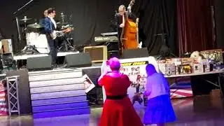 Marc Robinson/Buddy Holly   rockin with olivee