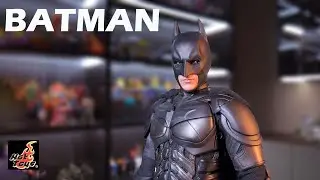 HOT TOYS Batman and Batpod -  action figures collection