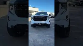 A Black-On-Black Grille? GMC Sierra 1500 Denali