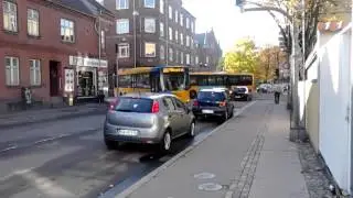 Buskaos i Jernbanegade 1
