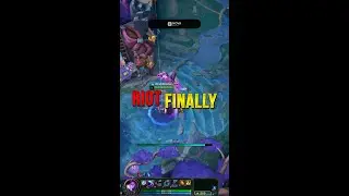 Recall is coded as the 7th item. #leagueoflegends #leaguebugs #leagueclipsdaily