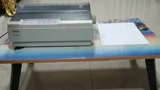 Dot matrix printer in action (Epson LQ-300+II)🖨🖨