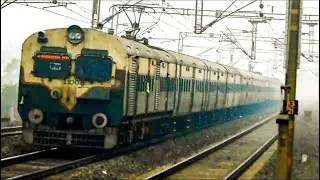 Asansol-Barddhaman MEMU PASSENGER Is Crossing TALIT Station In AN EXTREMELY FOGGY Weather //E.R