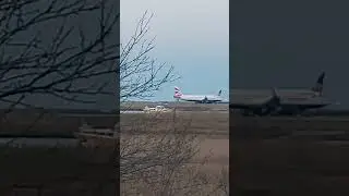 RYNAIR TAKE OFF IN VENICE #airlines #venice #737