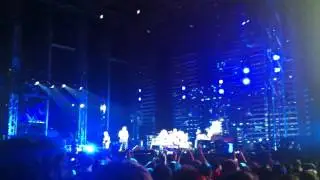Red Hot Chili Peppers - The Adventures Of Dance Rain Maggie - Bucharest Live 2012