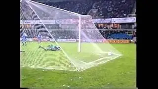 MILLWALL 0-2 WEDNESDAY, LEAGUE CUP 3RD ROUND, 25/10/1995