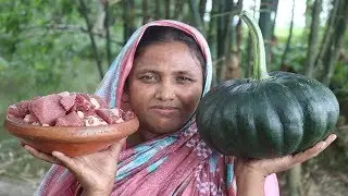 FARM FRESH YUMMY Green Pumpkin Recipe DELICIOUS & TASTY Cooking Beef With Pumpkin Curry Village Food