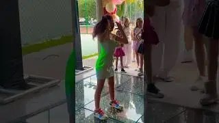 M&Uacute;SICA DA LULU PERRIER NA FESTA DA LORENA PINA