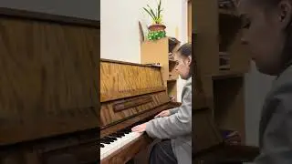 1.Bach French Suite No.5 “Gigue”       2.Claude Debussy-Suite Bergamasque (Prélude)
