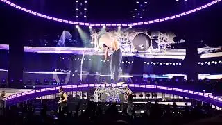 Gojira - Surfin' Mario [2025-12-06 le Dôme, Marseille, France]