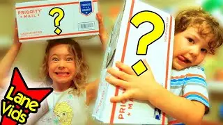 MICHIGAN FOOD TASTE TEST | TRYING MICHIGAN FOOD | Unboxing Michigan Food From SnowDogsVlogs