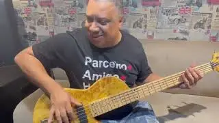 Baixo Fodera captador e preamp tbtech