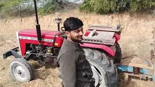 241 बुरी तरह फस गया स्वराज 735 आराम से निकला