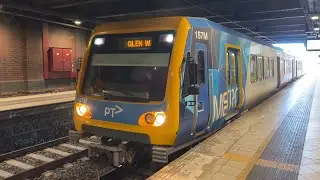 Metro X'Trapolis Departing Flinders Street Station to Glen Waverley