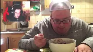 REAZIONE a 1 KG DI BISCOTTI CON Th&egrave; 🍪RISCHIA LA SALUTE?