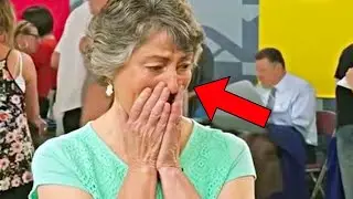 Woman Removes Painting Varnish, Discovers Husband&rsquo;s 50 Year Old Secret
