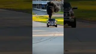Dodge ram 2500 6.7l Cummins with bed stack straighpipe rolling burnout #dodge #ram #Cummins #disel
