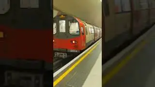 Northern Line 1995 Stock Departing Leicester Square
