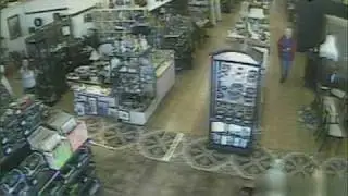 Mid-Cities Antique Mall Theft Caught on Tape