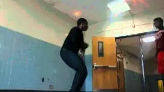 @i_That_Dude #YEET  (Young thug Movin)