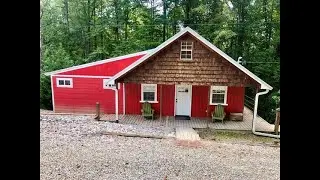 CHARM FACTOR OF 10! MINUTES FROM CENTER HILL LAKE