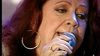 Saco de feijão [feat. Velha Guarda da Portela] - Beth Carvalho - A madrinha do samba (Ao vivo) convi