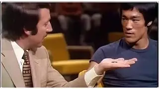 Bruce Lee&rsquo;s Coin Trick Explained | The Science Behind the Legend🔬