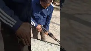 AK 47 handling