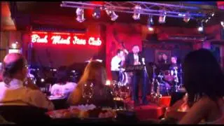 Qua cầu gi&oacute; bay - Ari Roland- Jazz club- Ha Noi