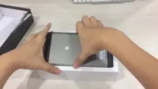 Microsoft Wise Pad W7 - The 1st 4G Windows 10 Phablet in Asia Pacific