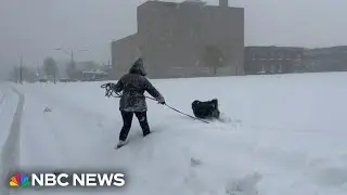 Midwest pounded with snow in early blast