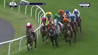A tenth King George VI Chase for Paul Nicholls - CLAN DES OBEAUX triumphs in 2018 under Harry Cobden