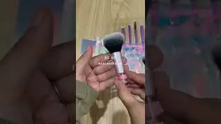 Unboxing | Real Techniques - Travel Fantasy Mini Brush Kit #makeup #brush