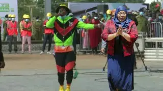 Shuhudia SINGELI Hii Yamkosha Raisi SAMIA Ashindwa Kujizuia Asimama