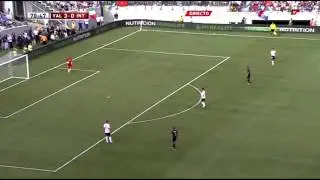 Diego Alves, the keeper with soul of playmaker