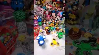 Hello Kitty and Spinner Ball and Fidget Spinner and Minnie mouse, Mickey mouse