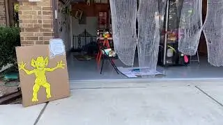 Daytime Haunted Garage Maze Walkthrough (Mostly Complete)